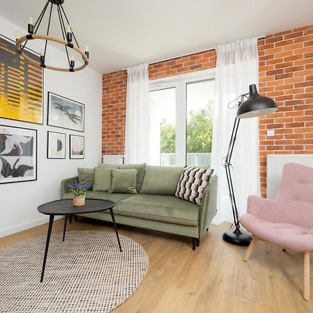 Komfortowy Apartament Dla 4 Osob Z Parkingiem By Noclegi Renters Варшава Екстер'єр фото